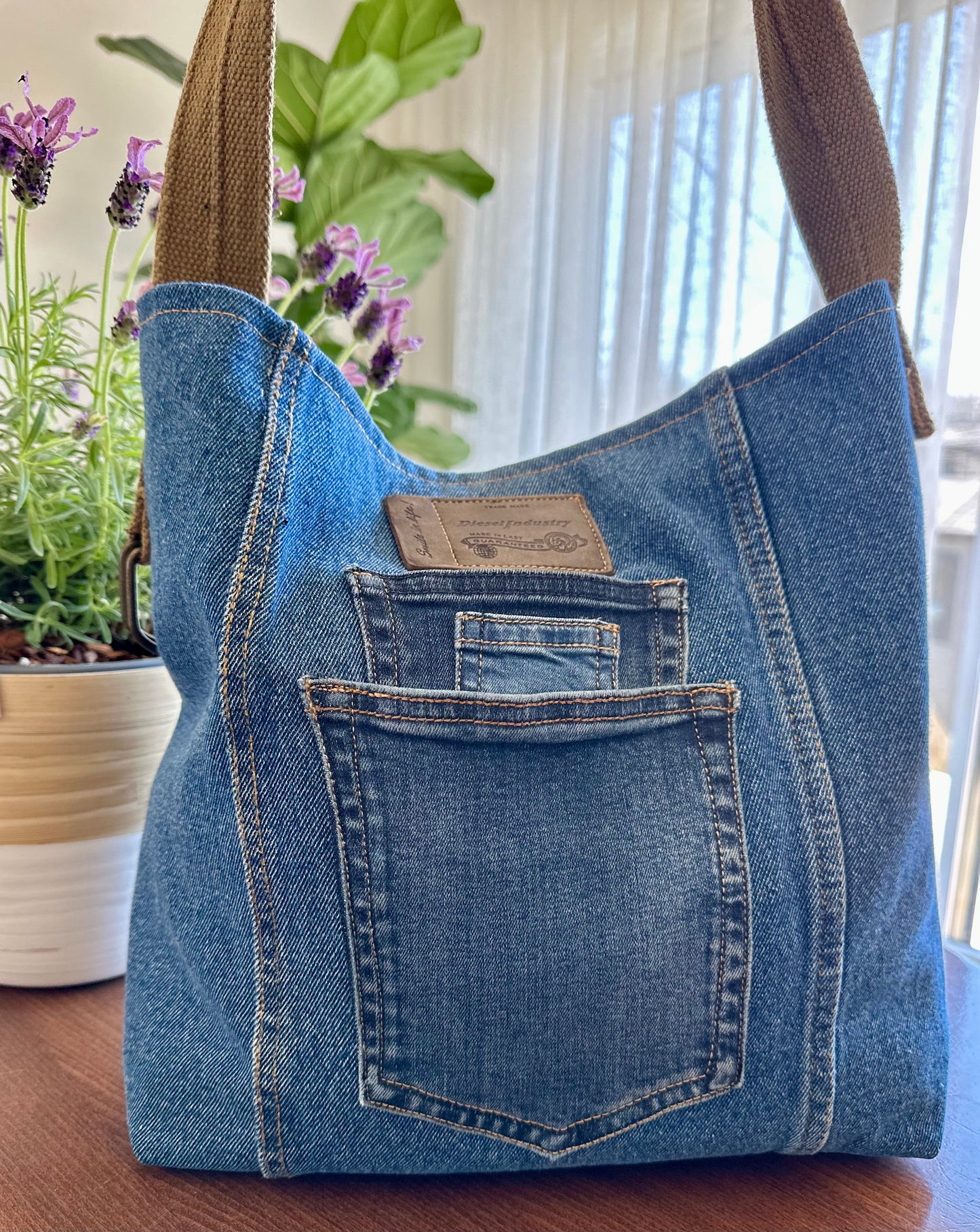 Fourre-tout en denim bleu recyclé